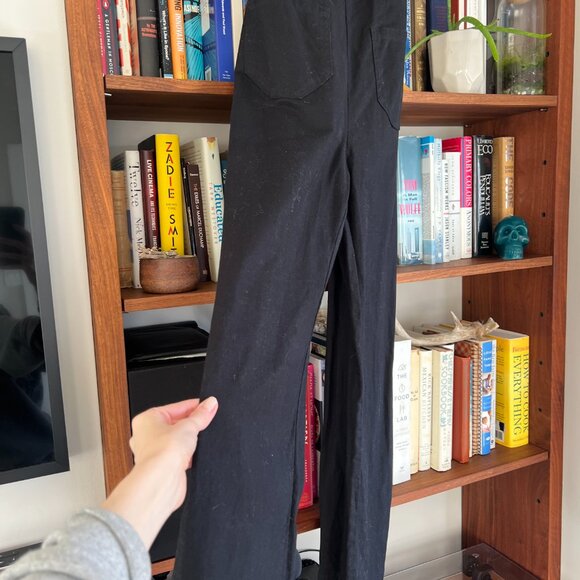 Lykke Wullf Cropped Black Overalls - Picture 5 of 8